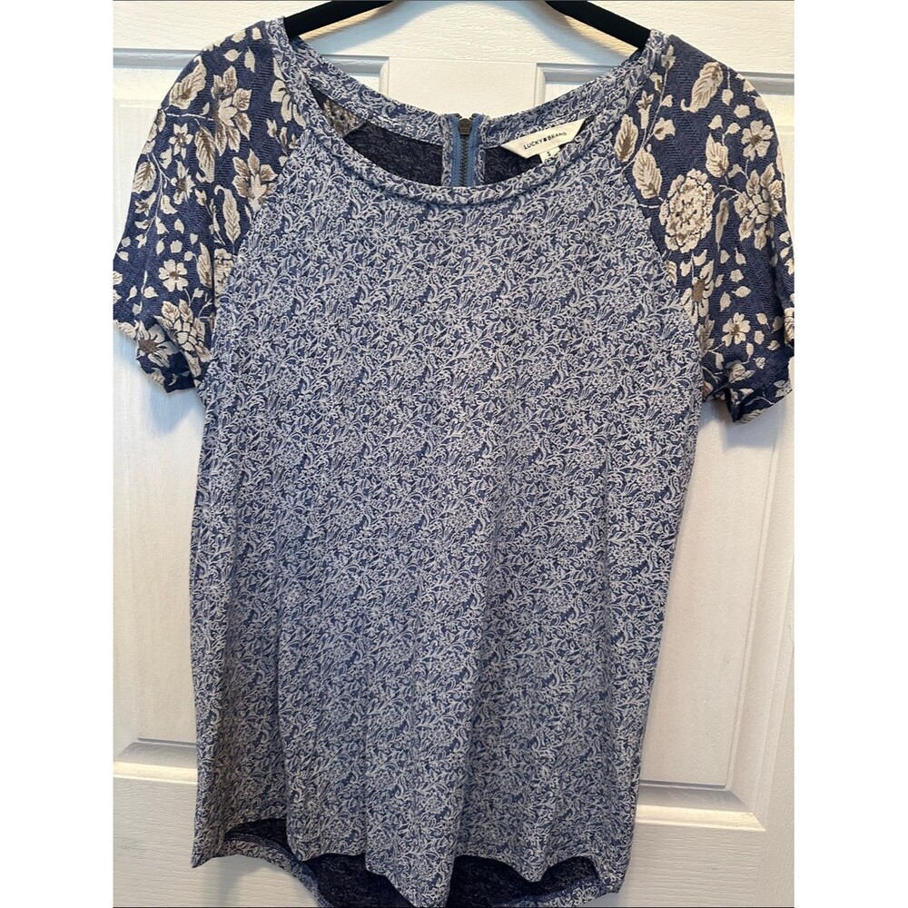 Lucky Brand Navy and Cream Floral Mix Short Sleeve Boho Top Size Small
